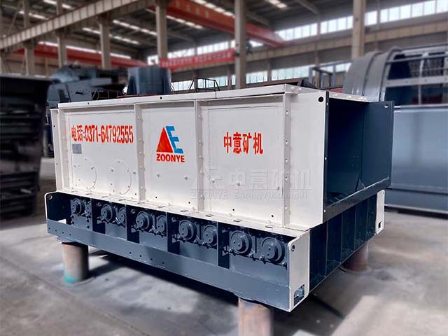 泥石分離機(jī)發(fā)往新疆石料廠 中意再掀發(fā)貨熱潮